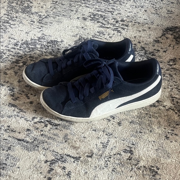 Puma Shoes - Puma suede women’s sneakers